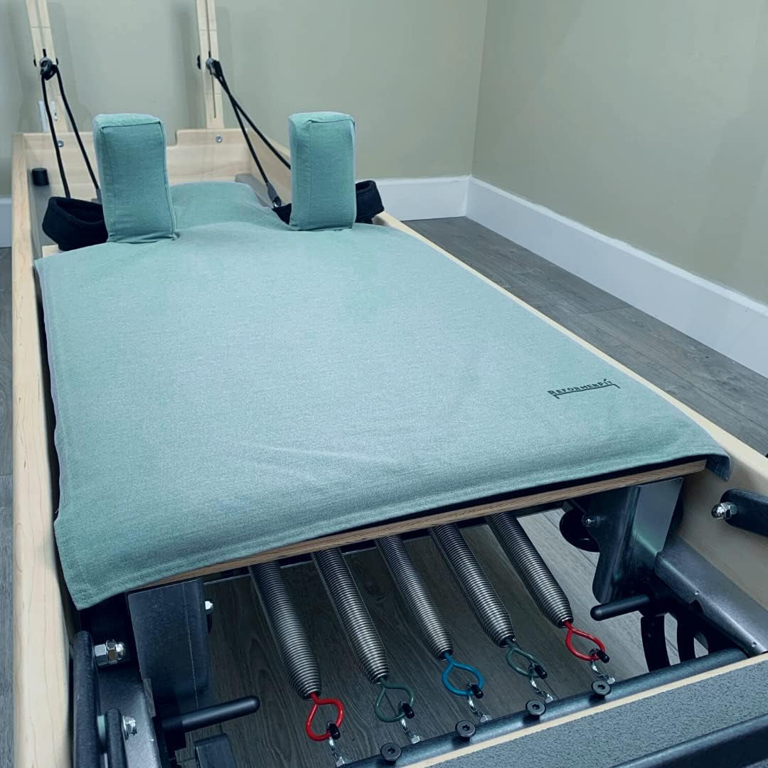 Pilates Towel/Cover with Total Coverage for Reformer - the Studio - Flat End